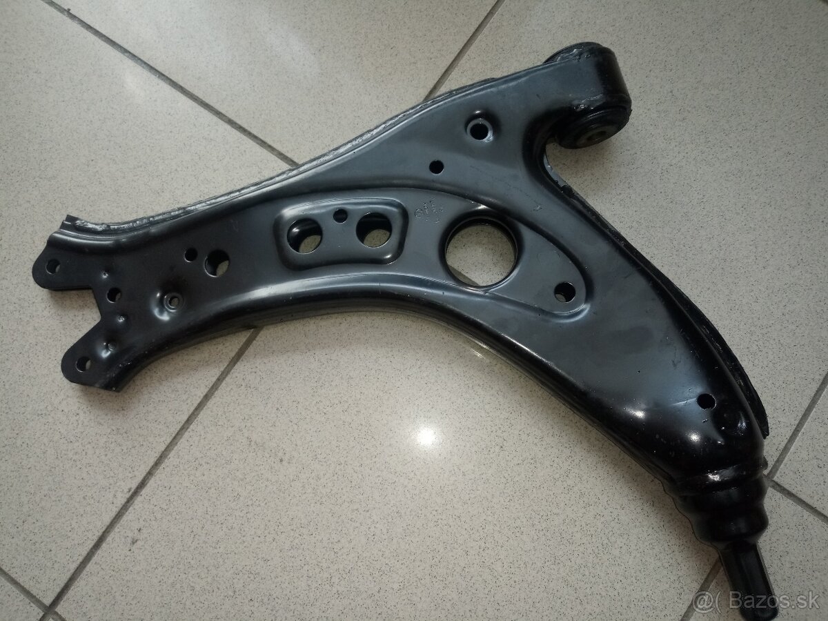 rameno, otočák konzola motora, Škoda, Seat , VW - 2