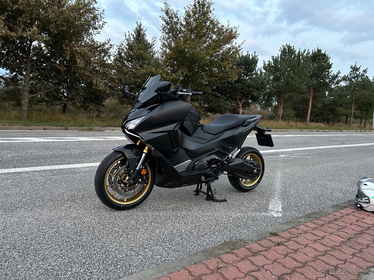 Honda Forza 750, 2024, 3400km - 2