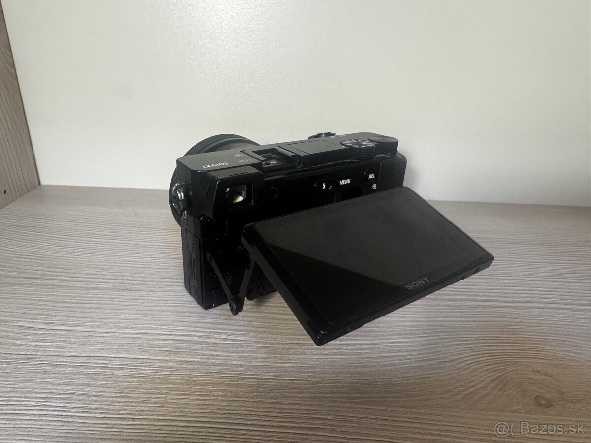 Sony A6100 + 16-50 F3,5-5,6 - 2