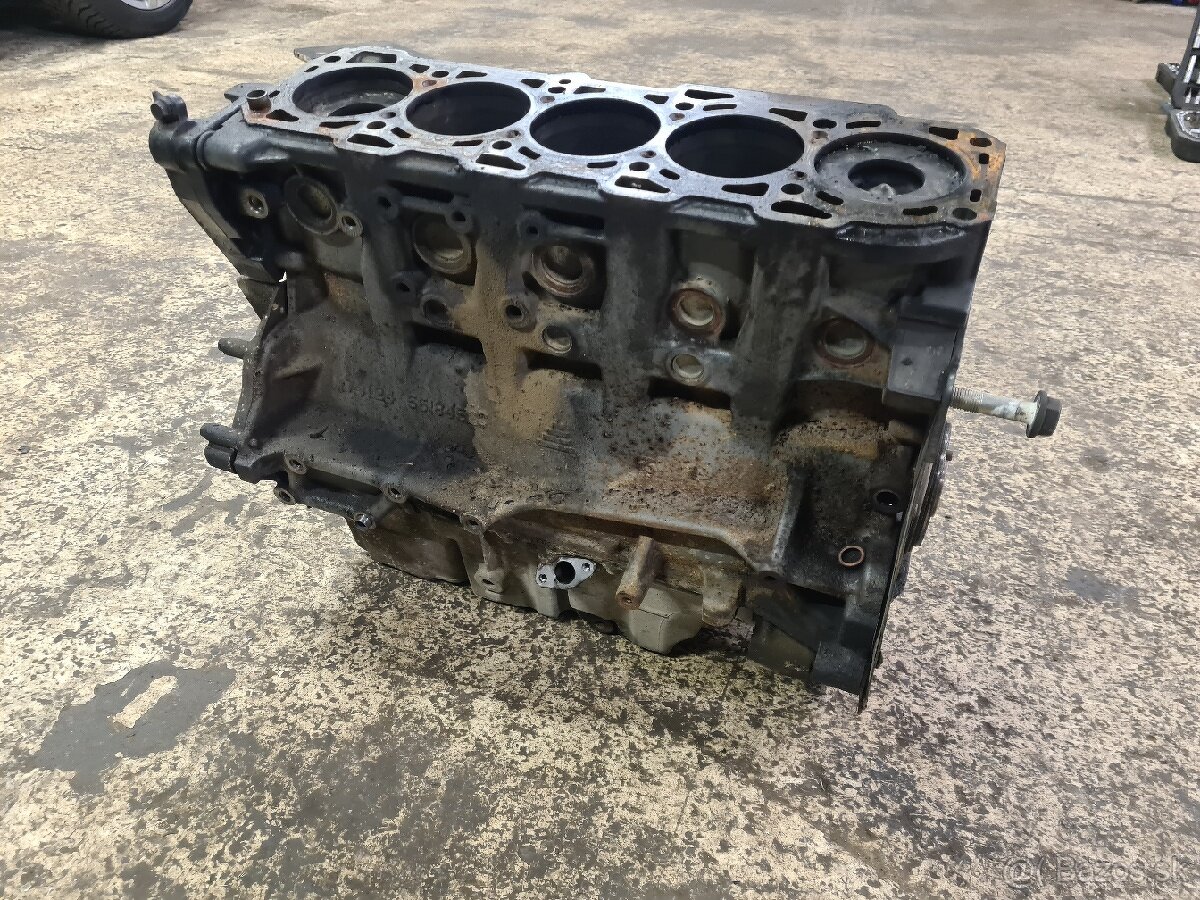 Blok motora + vaňa Alfa Romeo 159 2.4 JTDm - 2