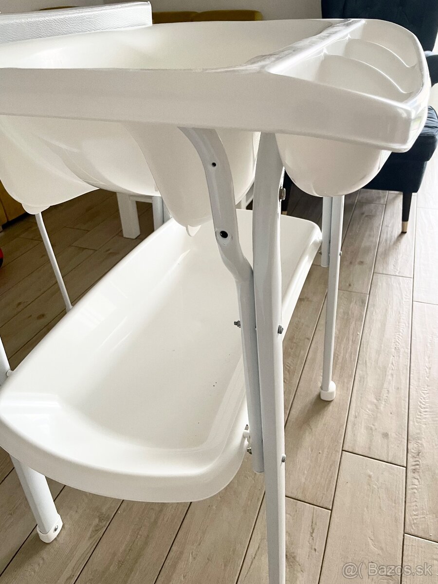 Prebaľovací pult s vaničkou zn.CAM - 2