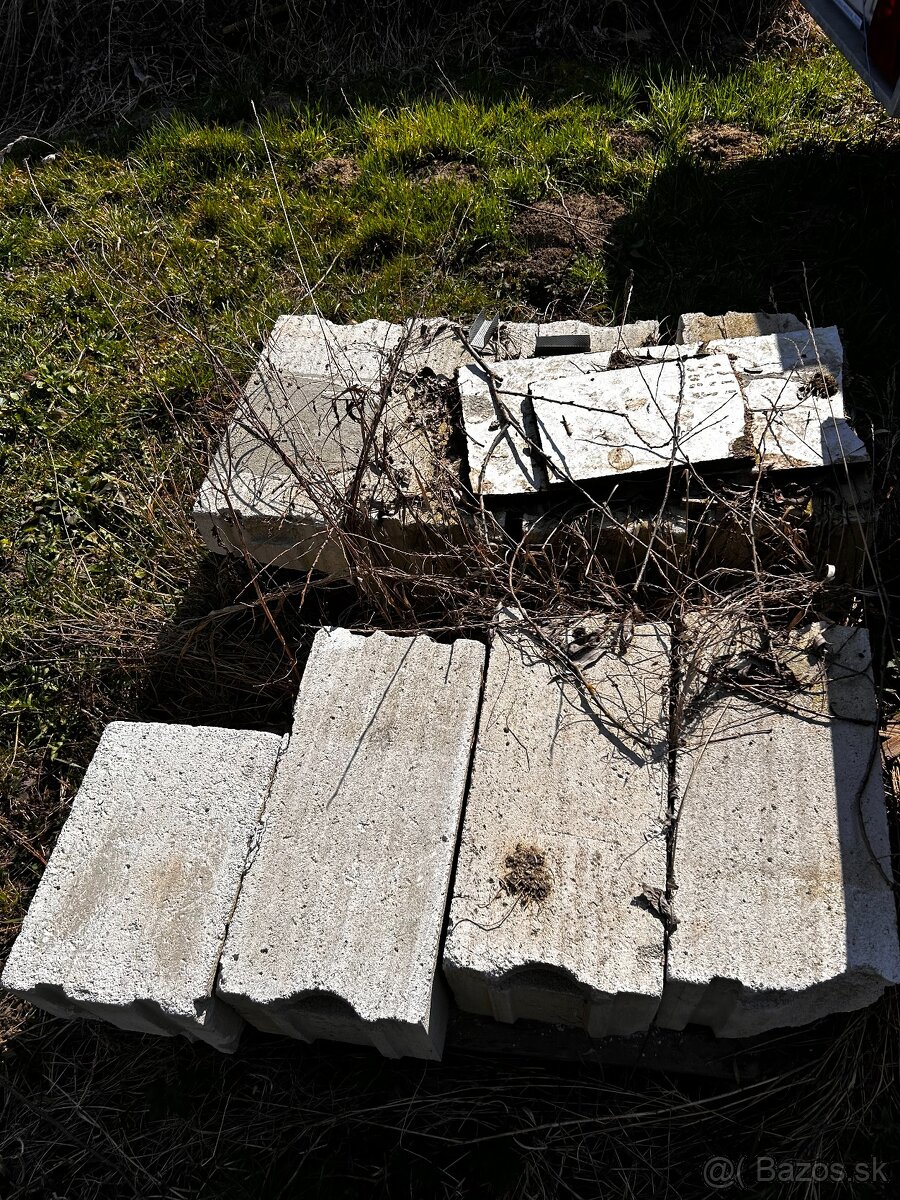 Porfix zostatok zo stavby - 2