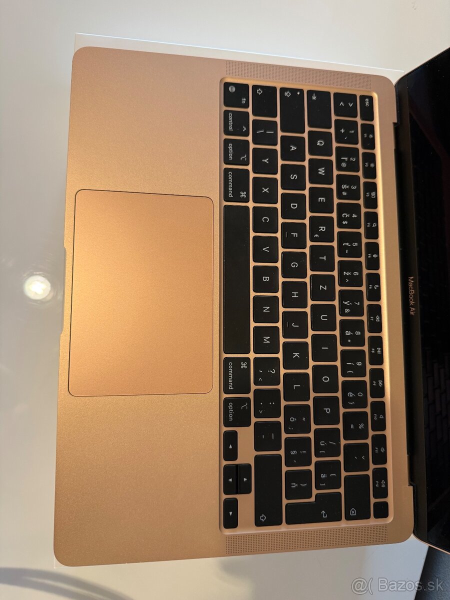 MacBook Air M1, rosegold 8GB, 256 GB - 2