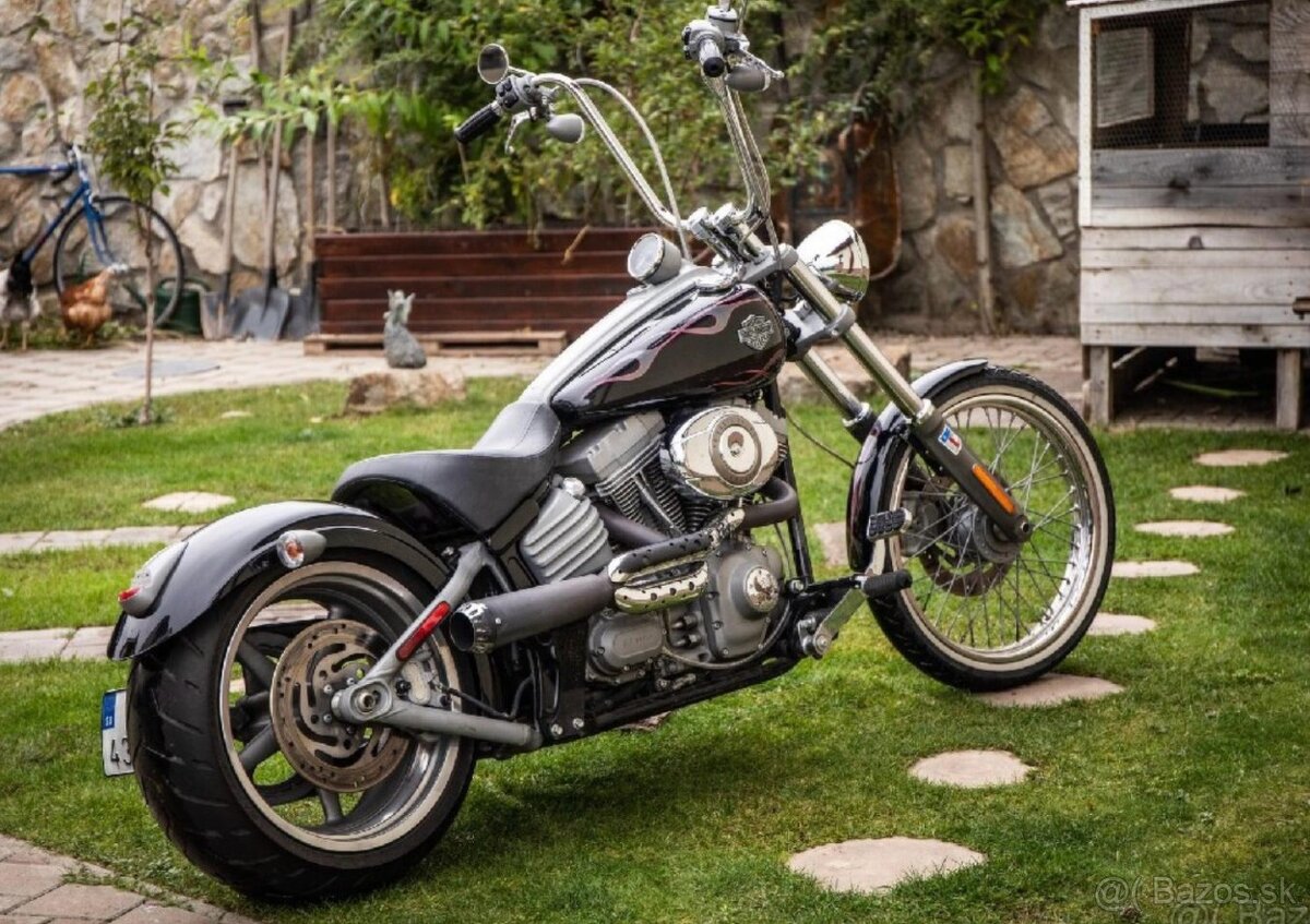 Harley Davidson FXCW Softail Rocker - 2