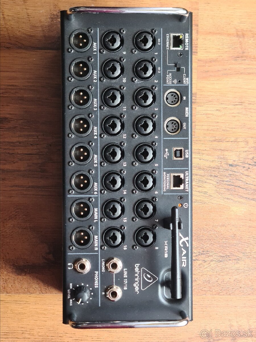 Behringer XR18 - 2