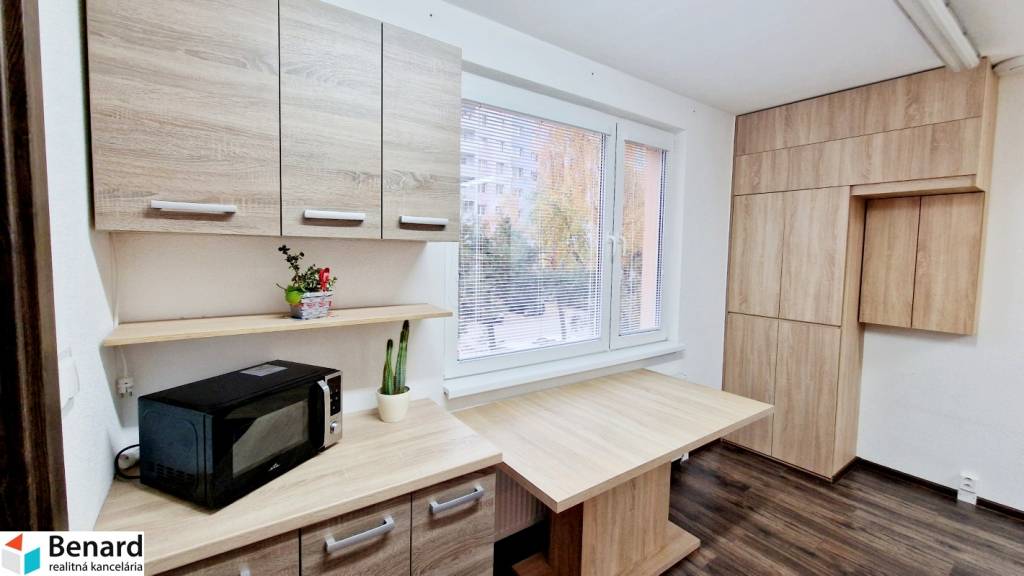 4 IZ. BYT, PREŠOV, MAGURSKÁ, VLASTNÉ KÚRENIE, KLIMATIZÁCIA - 2