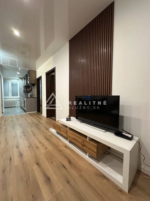 Krásny 3-izbový byt (70 m²) Exnárova ulica Darg.Hrdinov - 2