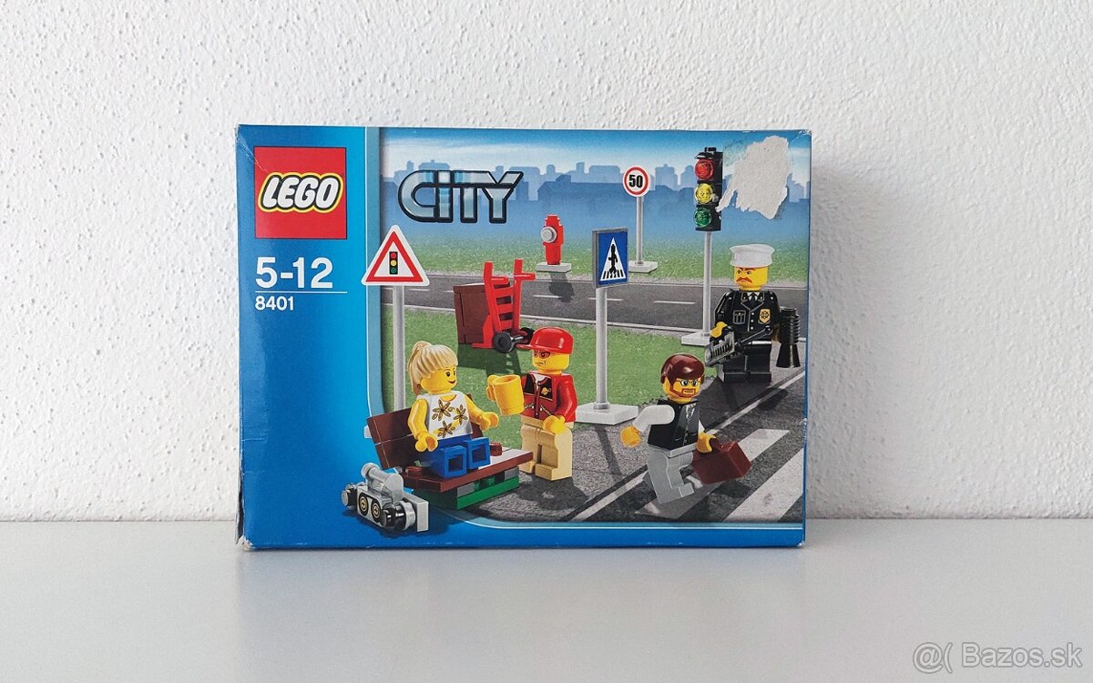 Predám LEGO City 8401 - City Minifigure Collection (2009) - 2