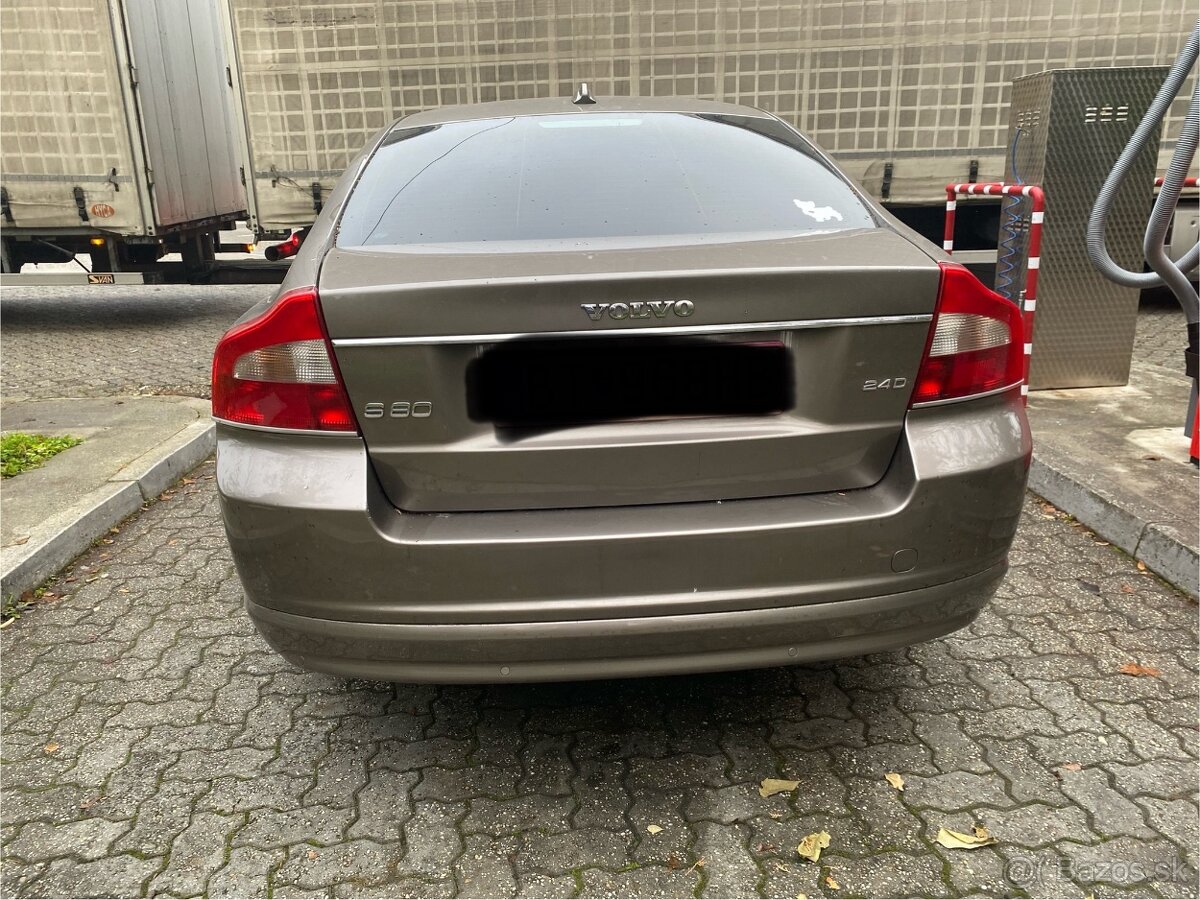 Volvo S80 - 2