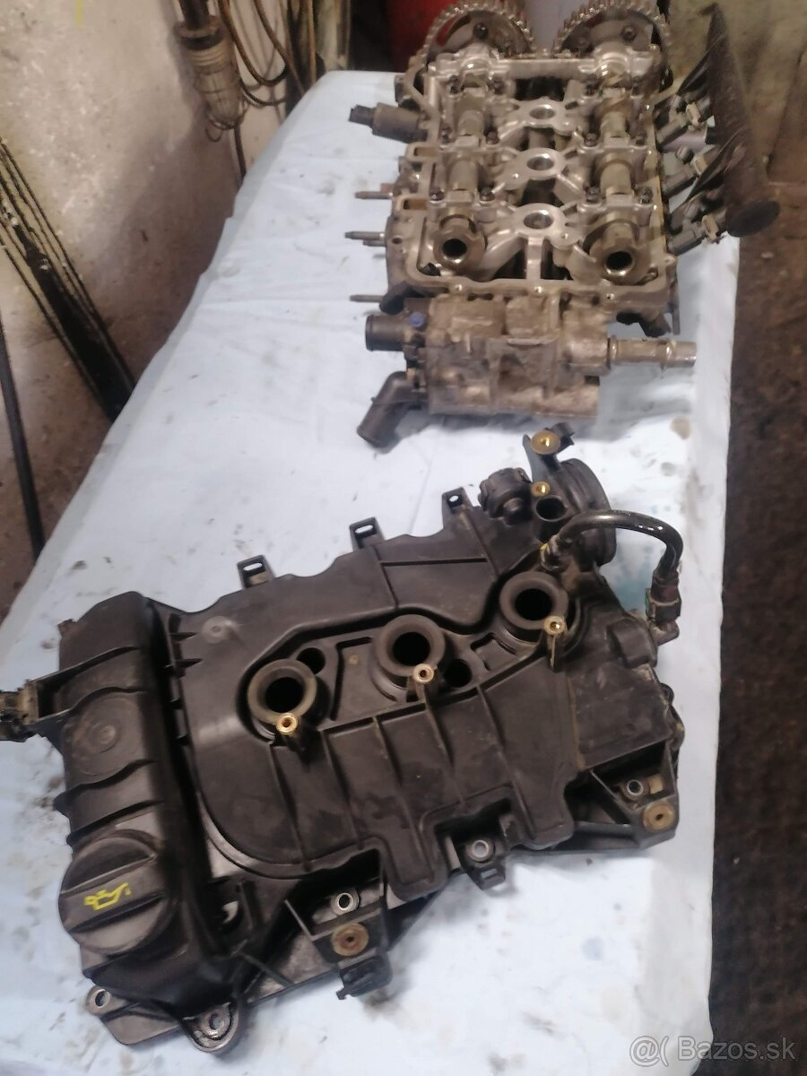 Hlava motora pegot 301 - 2