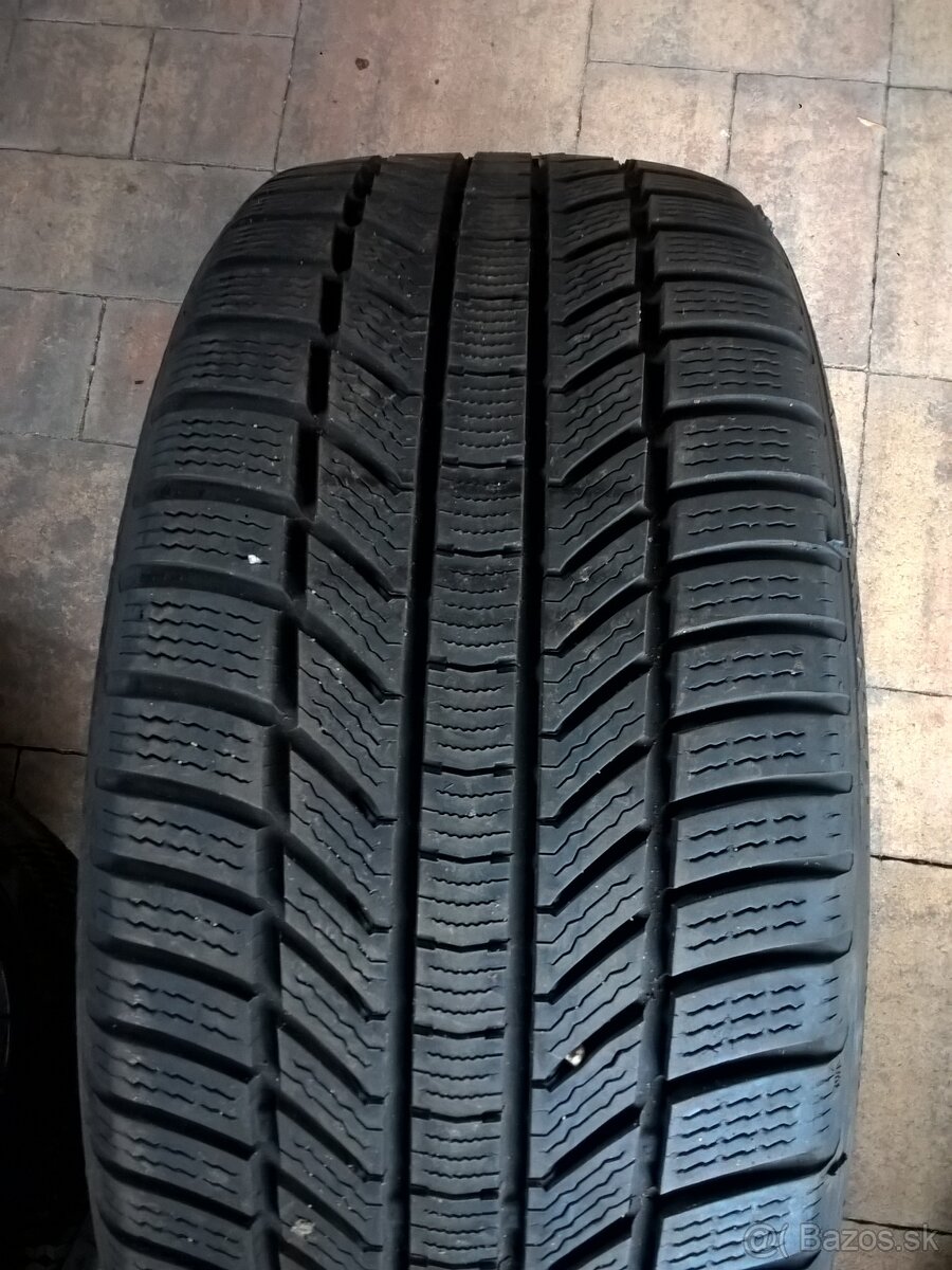 ZIMNÉ 245/45 R18 100V XL CONTINENTAL 2022 cca 6 mm 50,-€/kus - 2