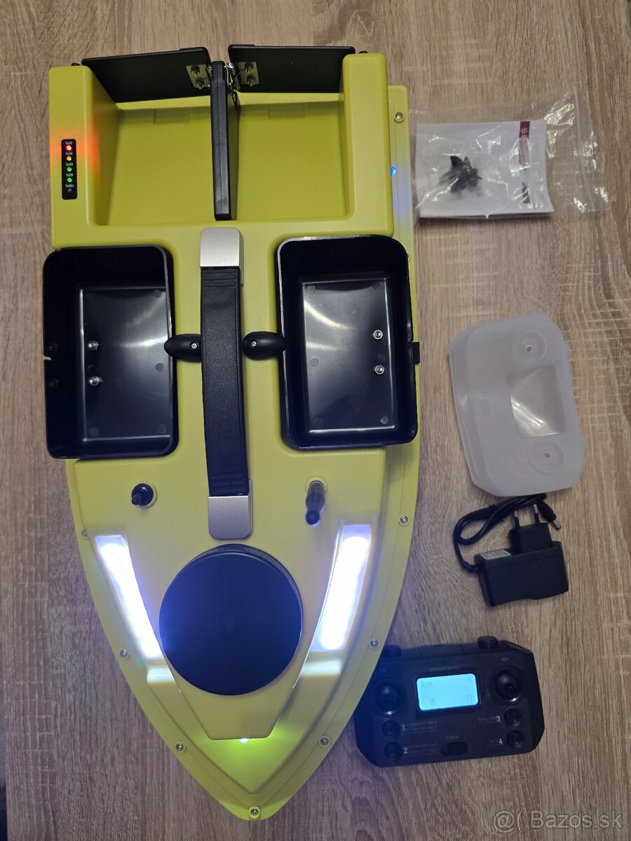 Predam novu 4-komorovu zavazaciu lodku s GPS, 12000mah - 2