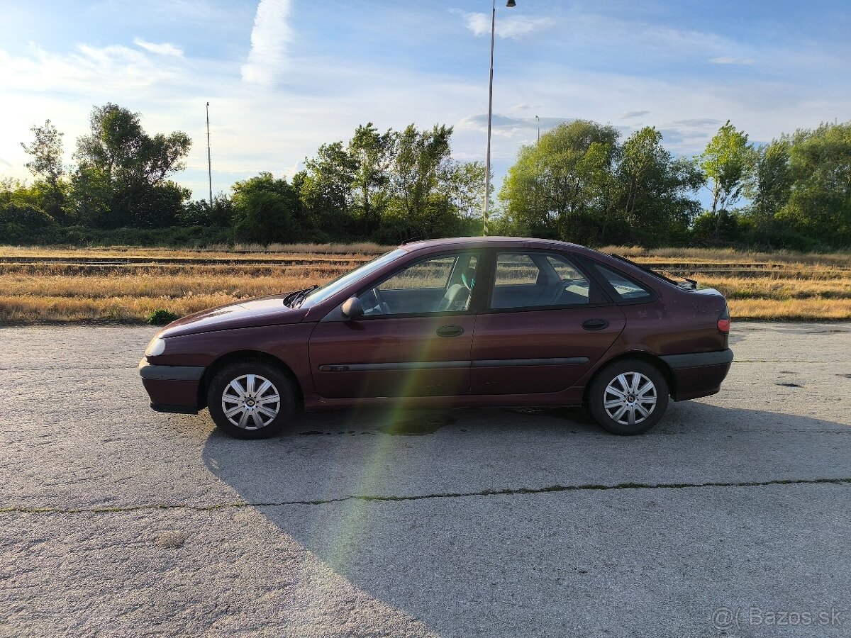 Renault Laguna 1.8 - 2