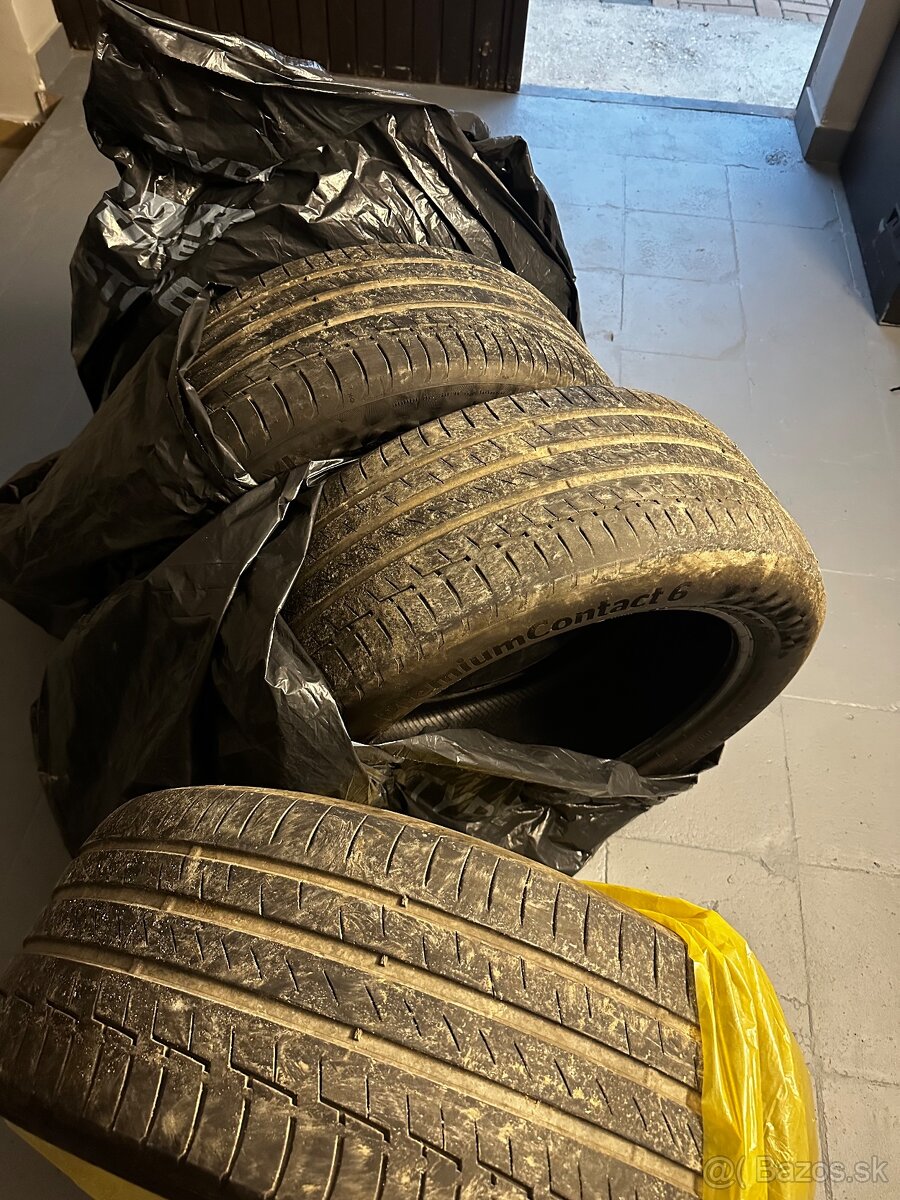 Continental PremiumContact 6 255/50 R20 DOT 2323 - 2