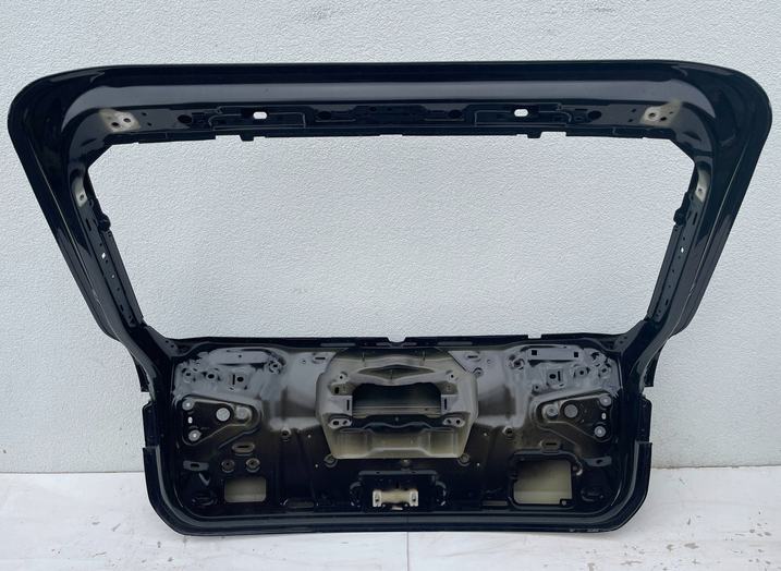 Audi A6 C8 2018- kombi 5. piate kufrové dvere kufor - 2