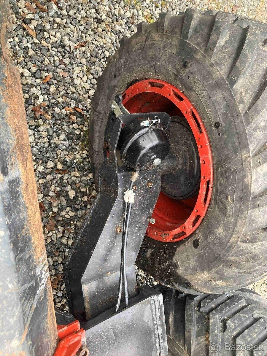 Vyvazeci vlek r.v.2022, nosnost 12 tun, pohony 2WD - 2