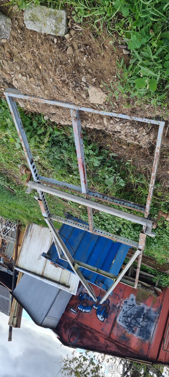 Predam ram konstrukciu na vozik - 2