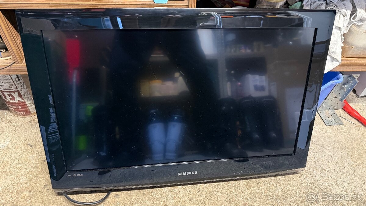 Lcd samsung le32a456c2d - 2