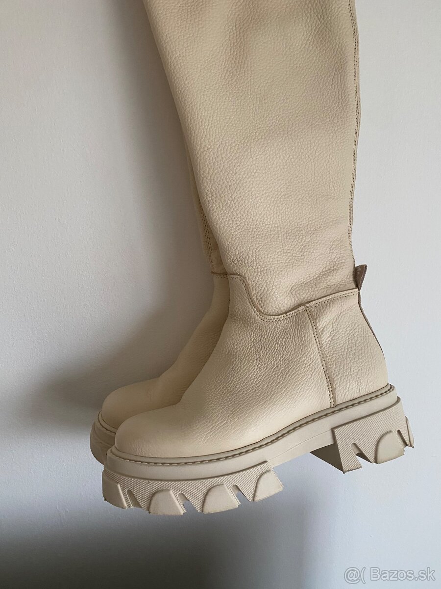 Damske kozene cizmy steve madden - 2