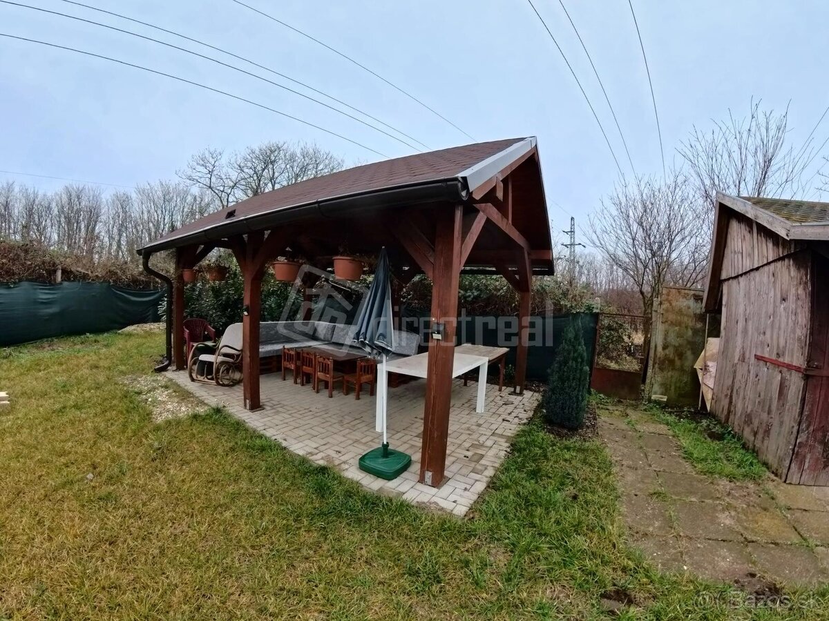 Predaj - záhrada - Slnečná záhrada so sukromím… - 2