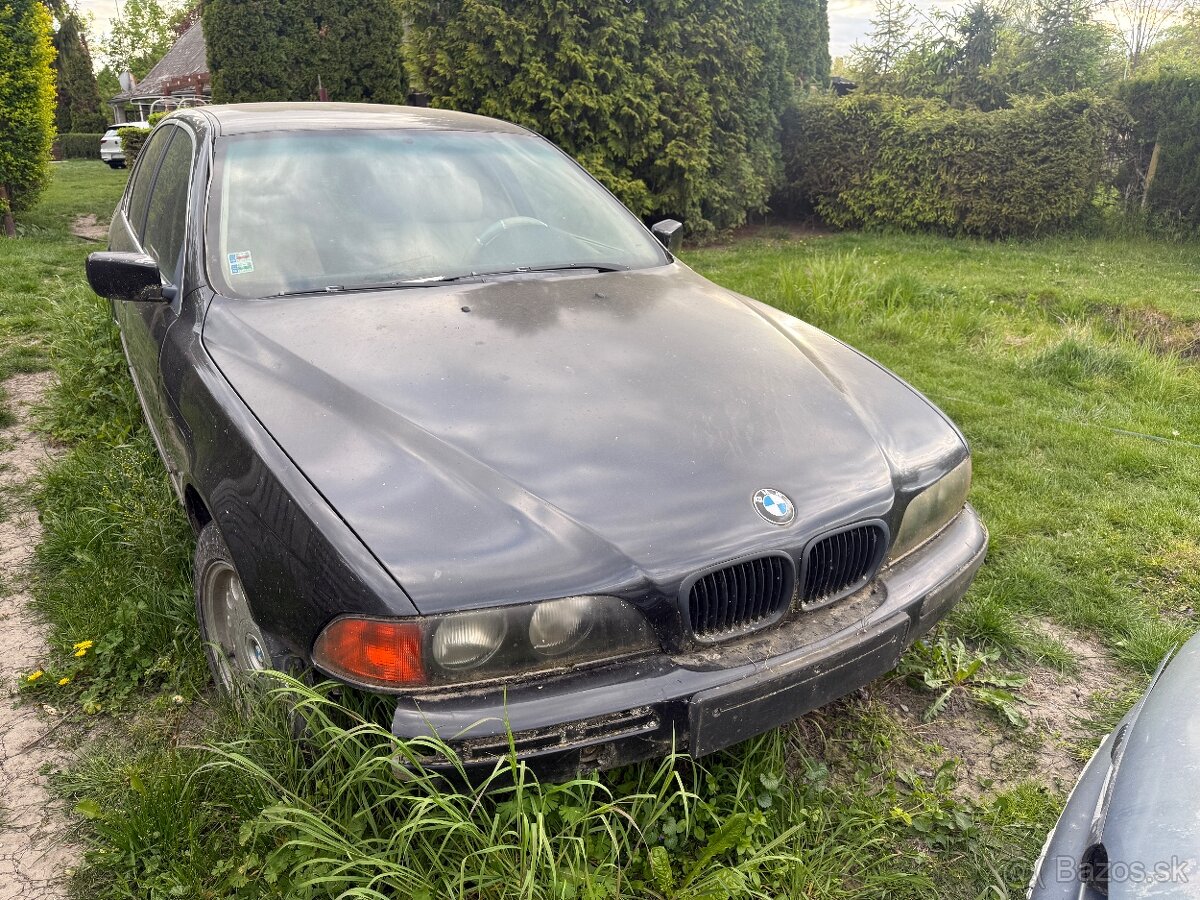 bmw v celku na suciastky e39 523i, 2000 - 2