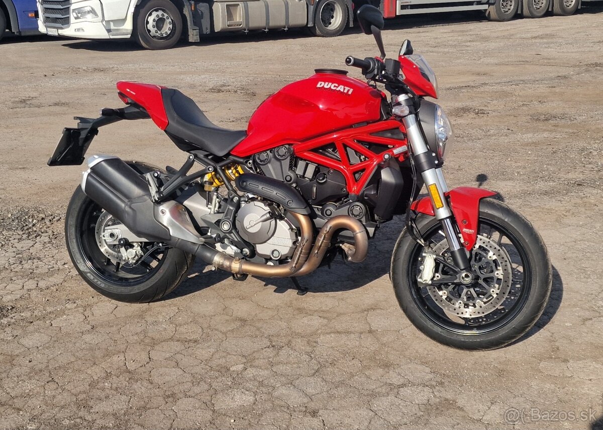 Ducati monster 821 - 2