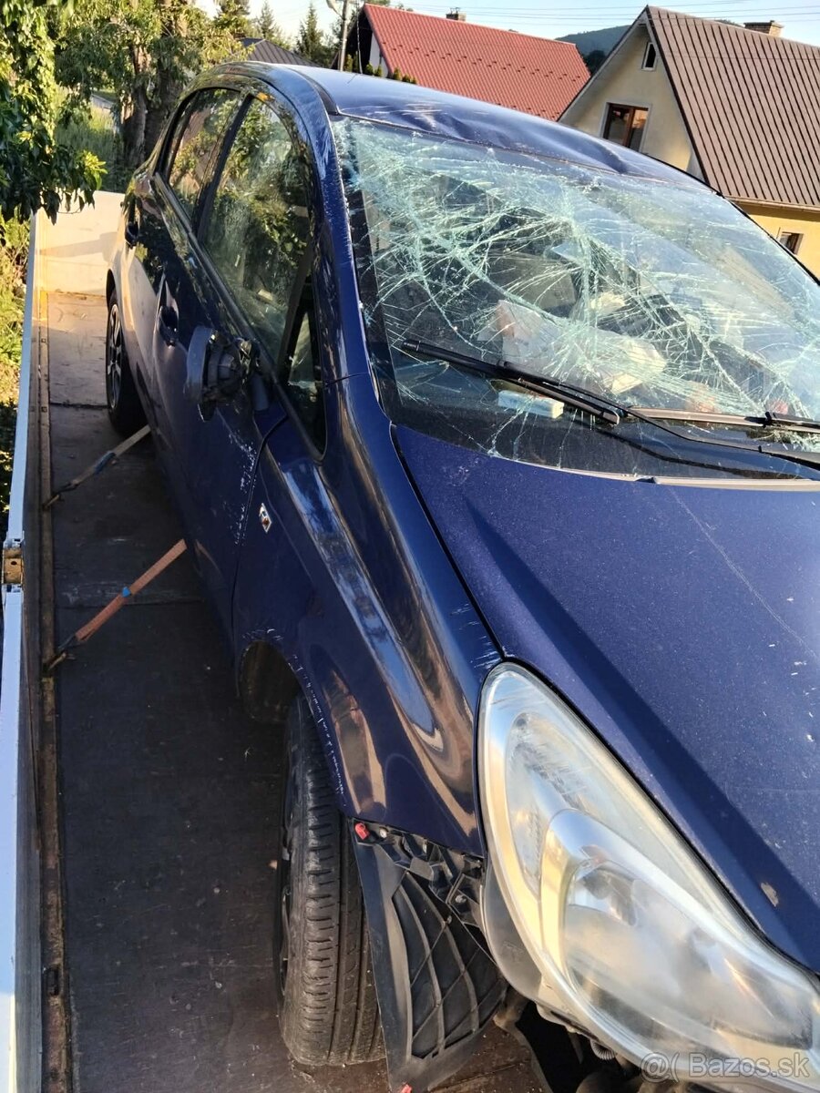 Predám Opel Corsa D - 2