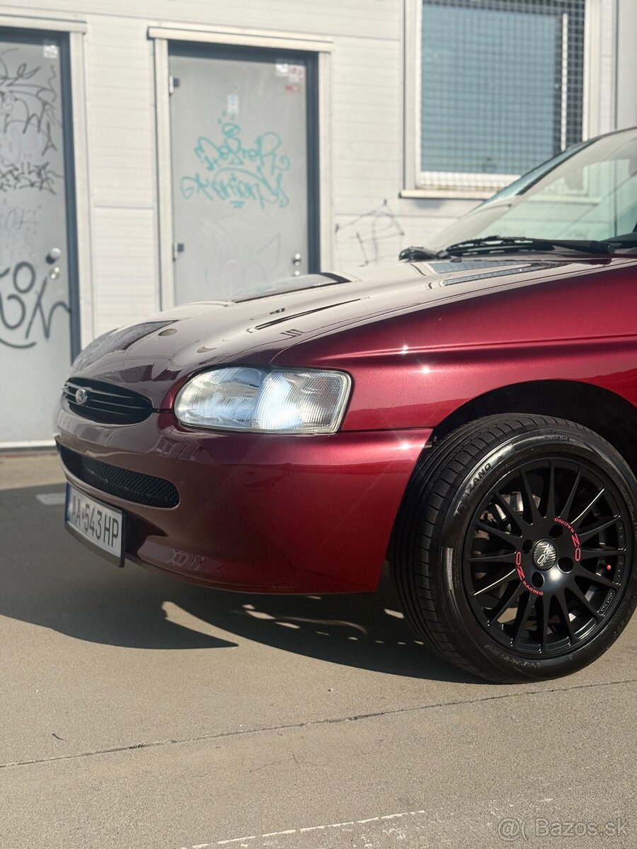 Ford escort 1.3 benzin TOP PONUKA - 2