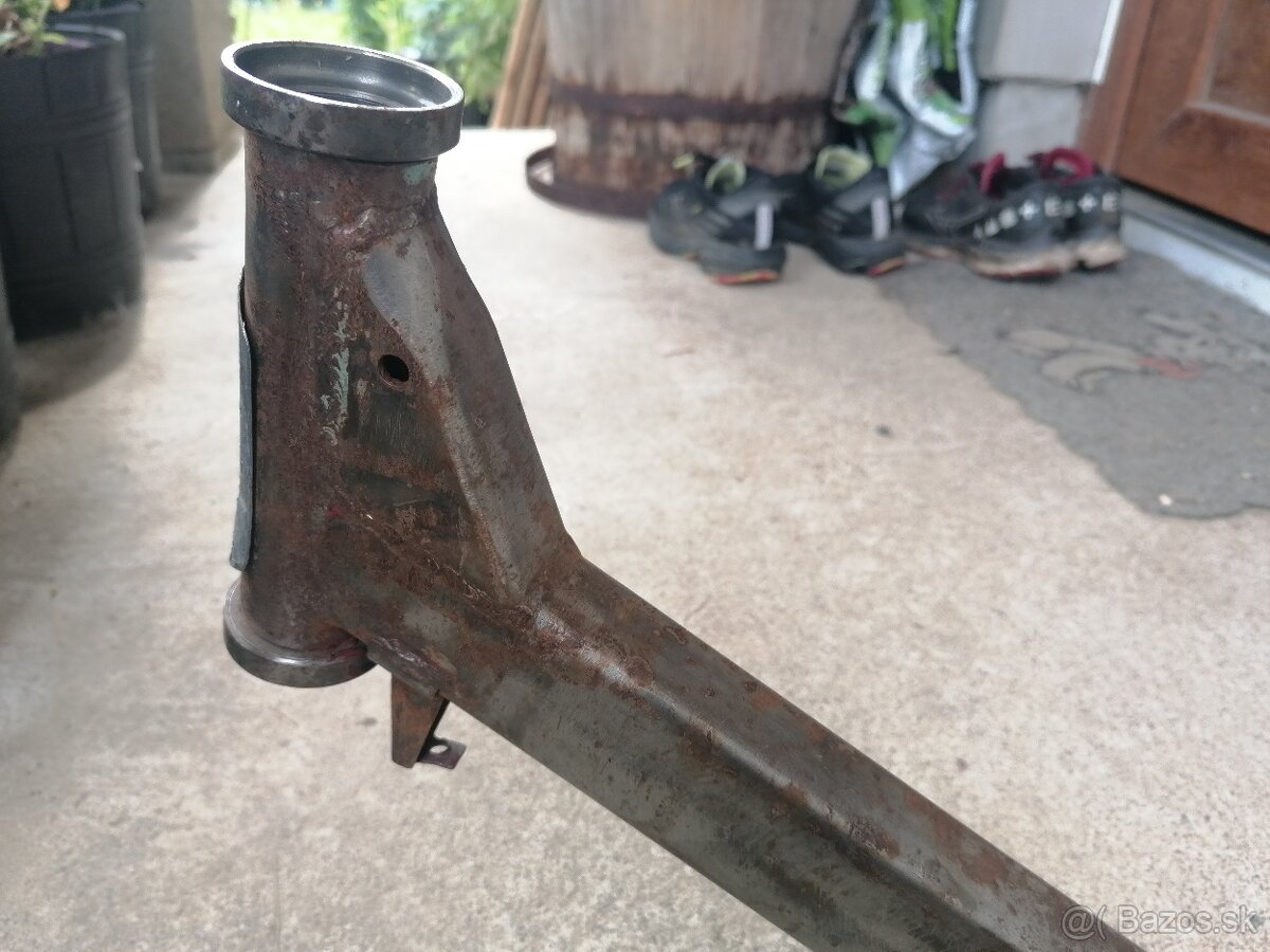 Predám rám so štítkom na Jawa 550 - 2