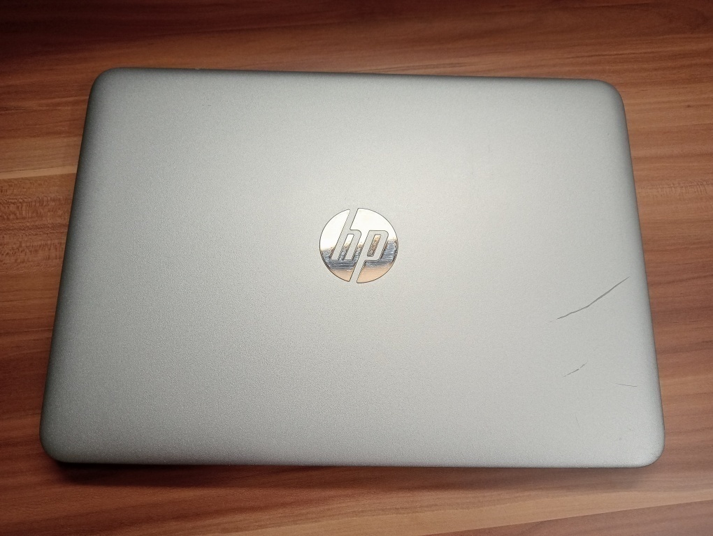 predám notebook HP ELITEBOOK 820 G3 ,WINDOWS 10,bez baterky - 2