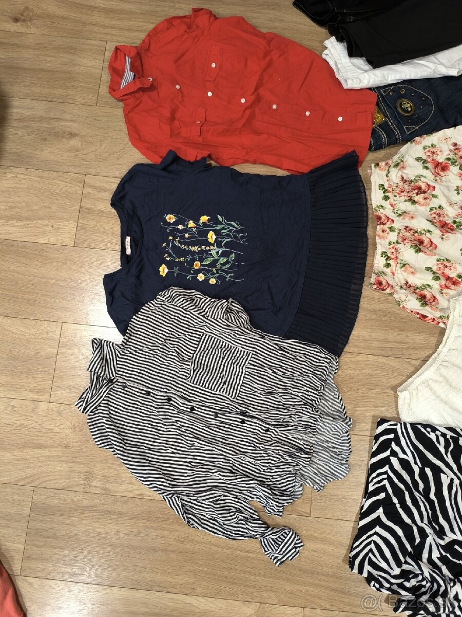 Balík oblečenia M - 2