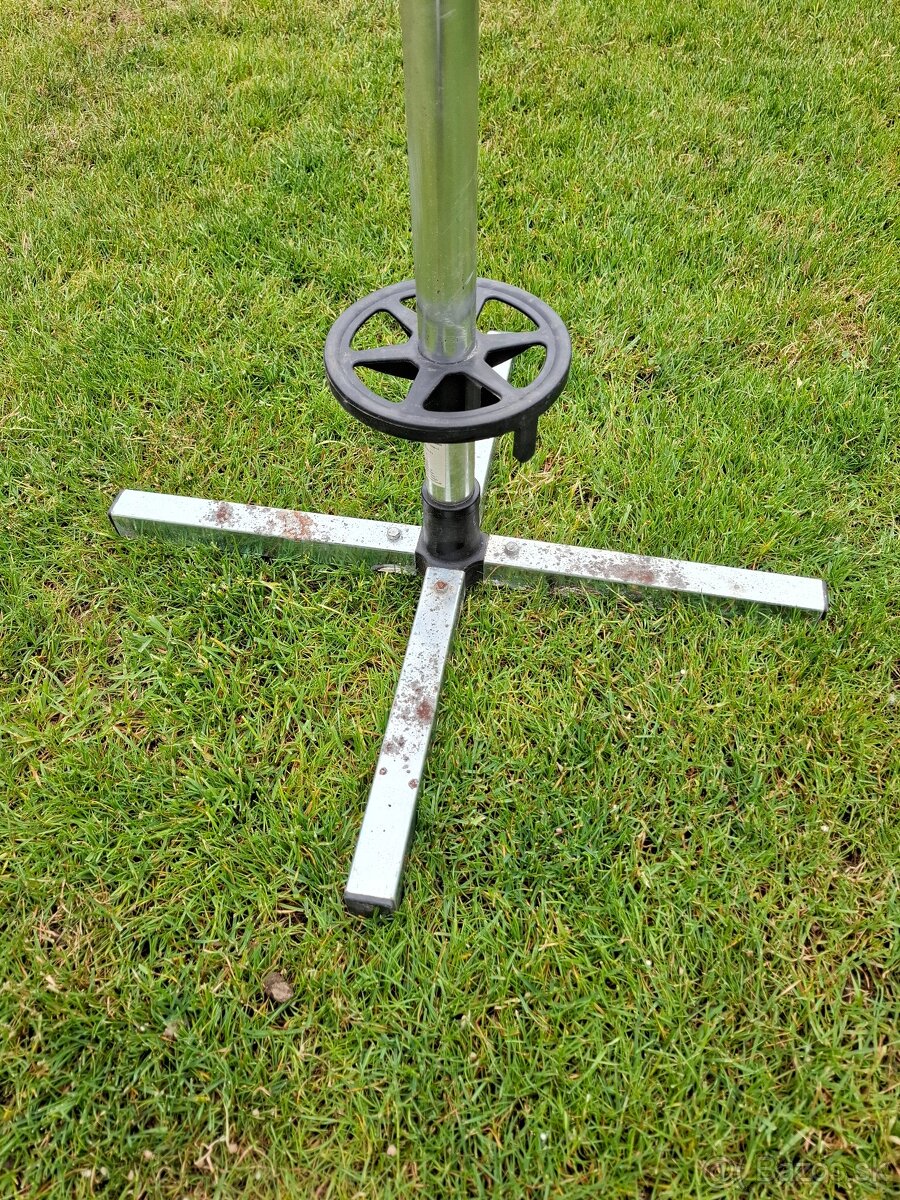 Stojan na kolesa - 2