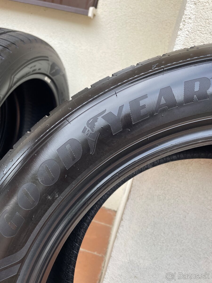 Predám Goodyear eagle F1 ALLTERRAIN letné - 2