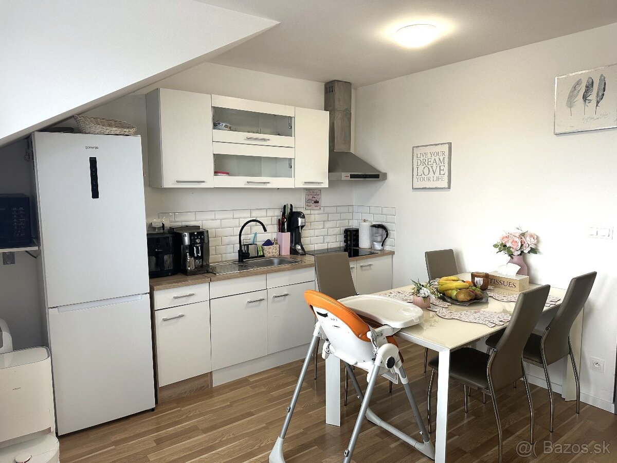 Priestranný 2 izb. byt - 2