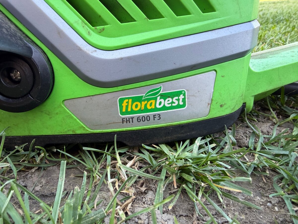 elektricky plotostrih/noznice na zivy plot - 2