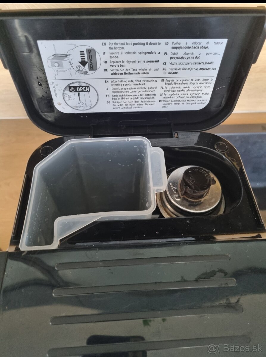 DeLonghi pákový kávovar - 2