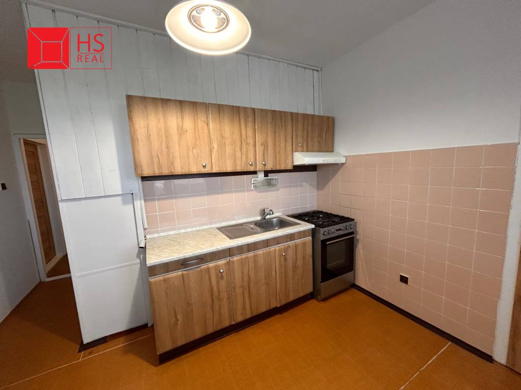 Prenájom 3 izbového bytu na Sídlisku JUH v NZ - 2