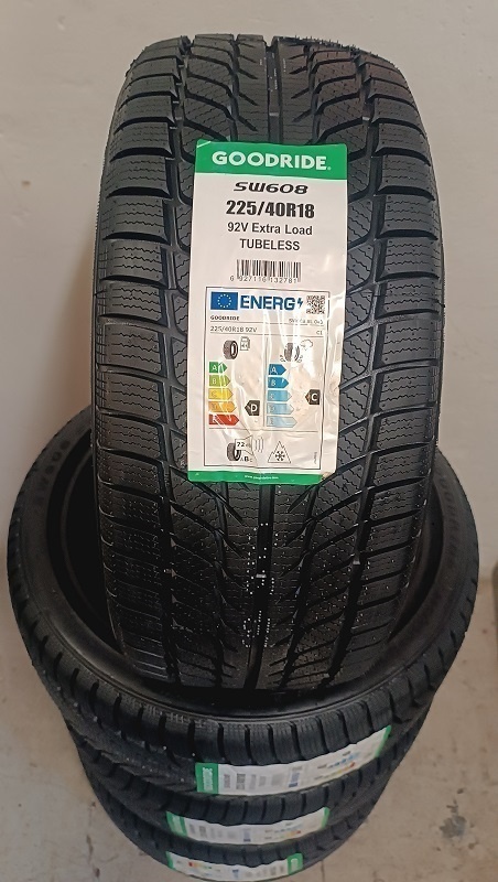 225/40 R18 zimné pneumatiky DOT 2025 - 2