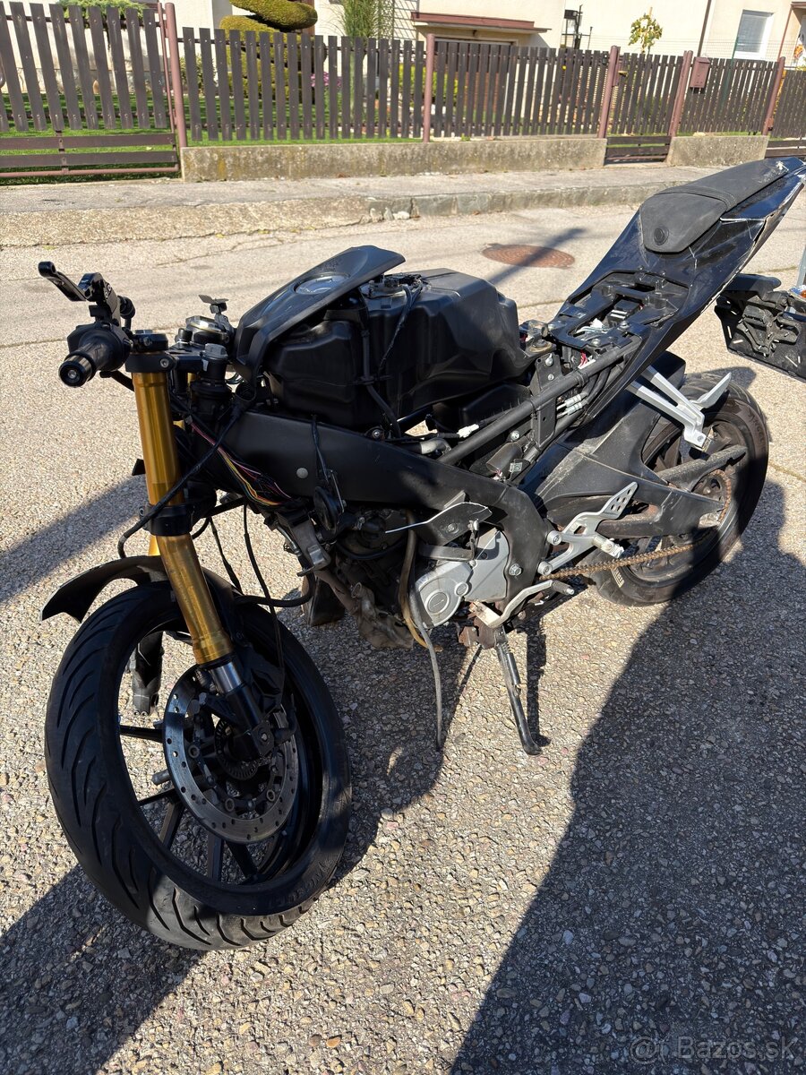 2017 Yamaha YZF R125 náhradné diely - 2
