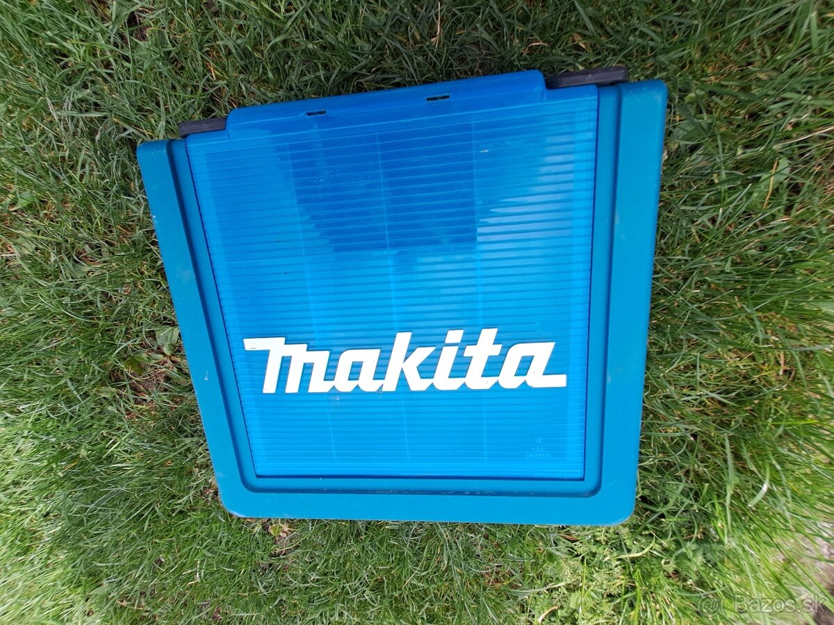 VŔTAČKA MAKITA HP 1630 K - 2