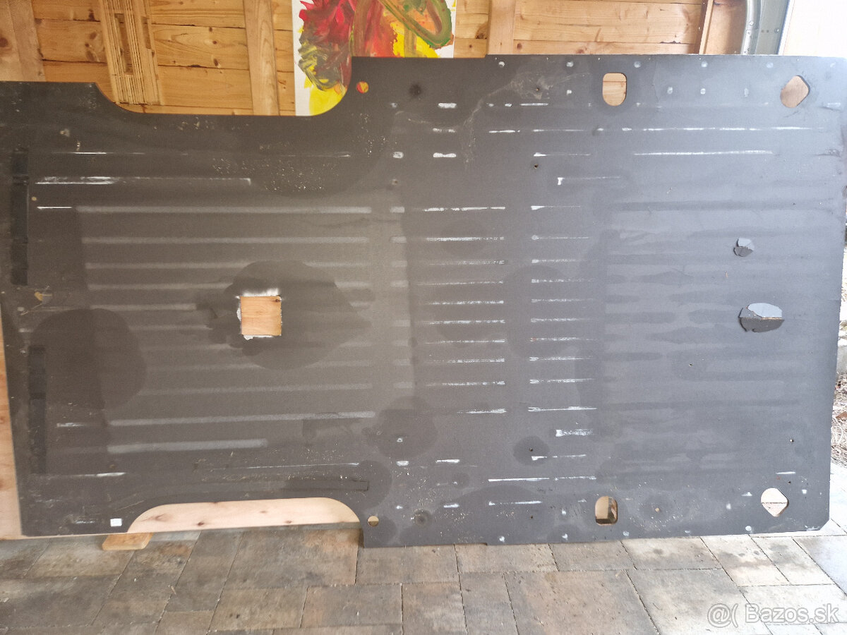 Podlaha nákladného priestoru Renault Master - 2