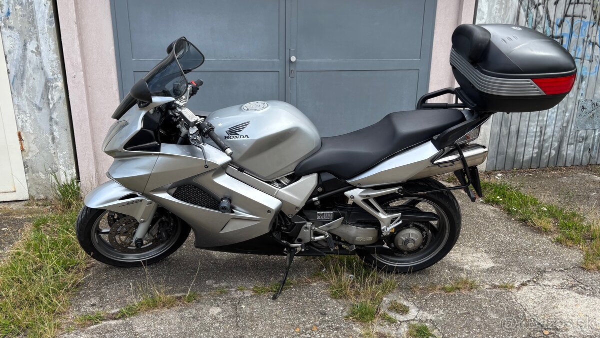 Honda VFR 800 V-tec - 2
