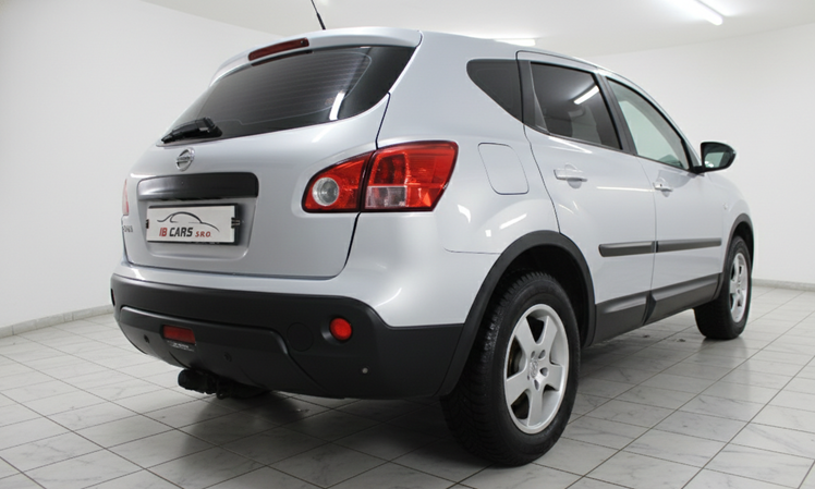 Nissan Qashqai 1.6i Visia - 2