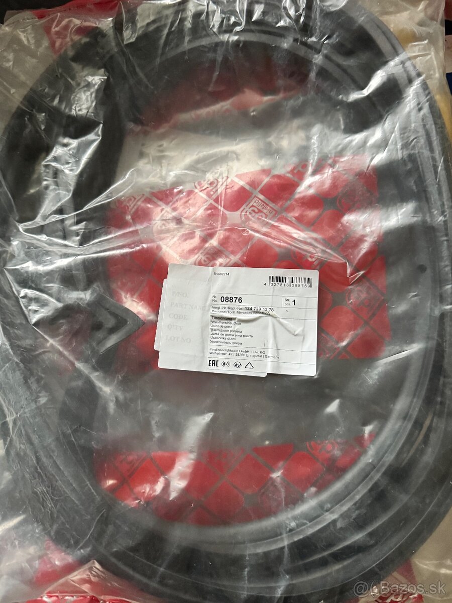 Mercedes Tesnenia dverí - 2