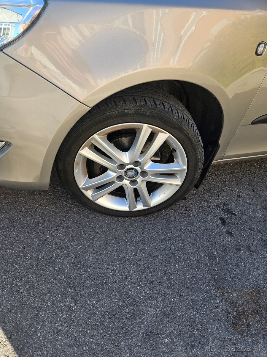 Skoda fabia 1.2 htp r. 2012 - 2