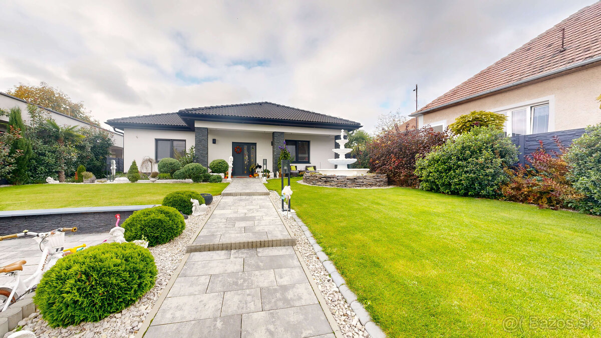 🏡 Nadštandardný 4-izbový rodinný dom s bazénom, zimnou teras - 2