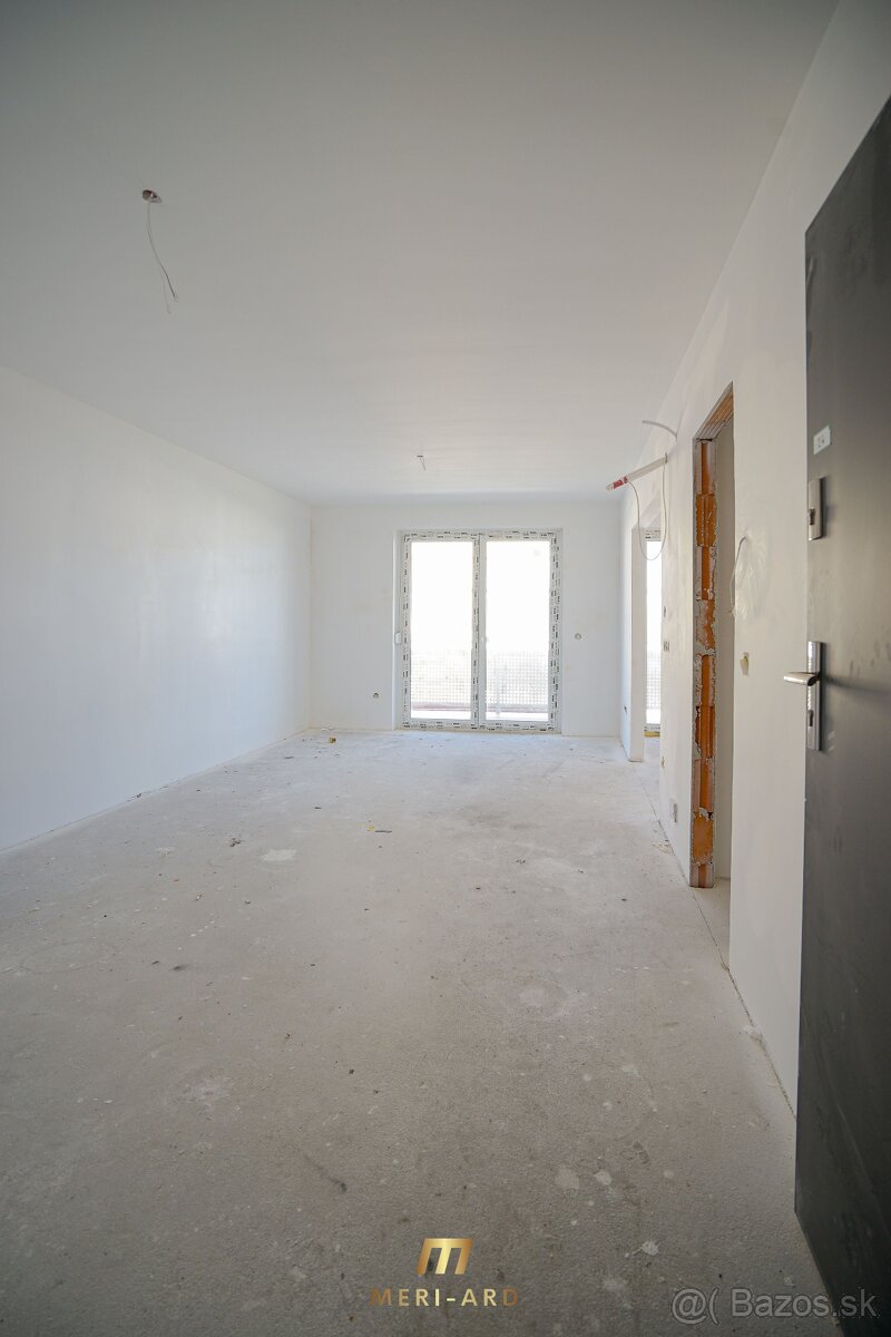 Novostavba 1 a pol izbový byt, balkón, parkovanie, Rajka - 2