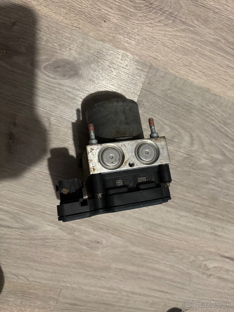 Riadiaca jednotka ABS Toyota Fiat Renault 2265106455 - 2