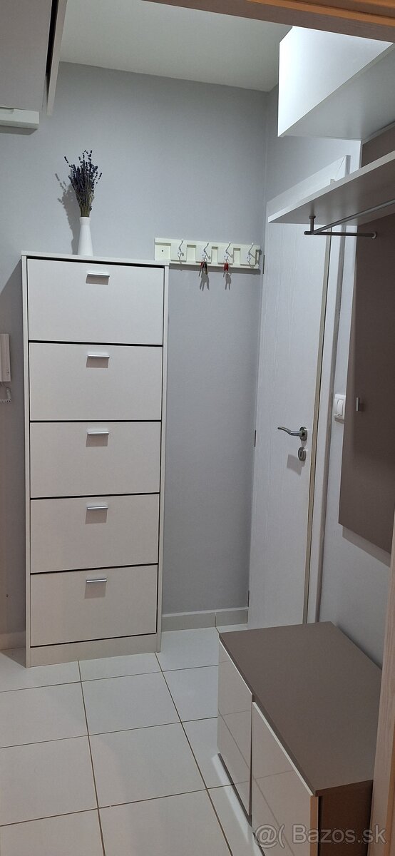 1 izbový byt prenajom - 2