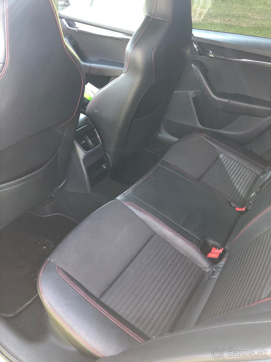 Škoda Octavia rs - 2